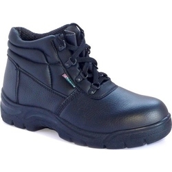 Beeswift Leather 4 D Ring Safety Boots with Steel Midsole